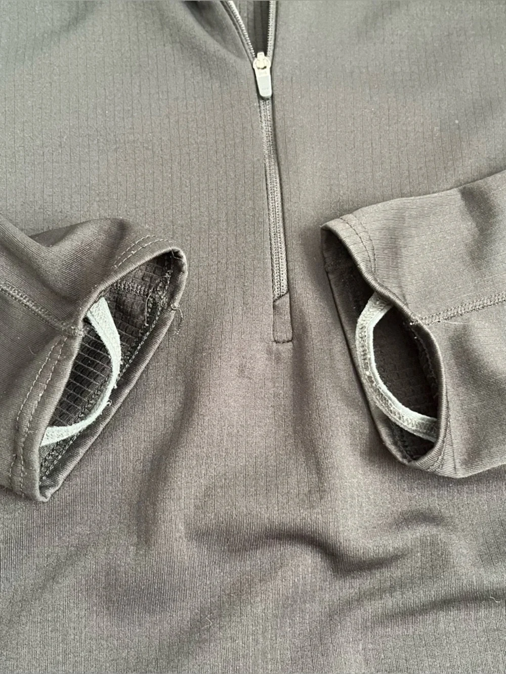 Patagonia Black Capilene Base Layer Midweight Quarter Zip Size Large - Picture 6 of 7